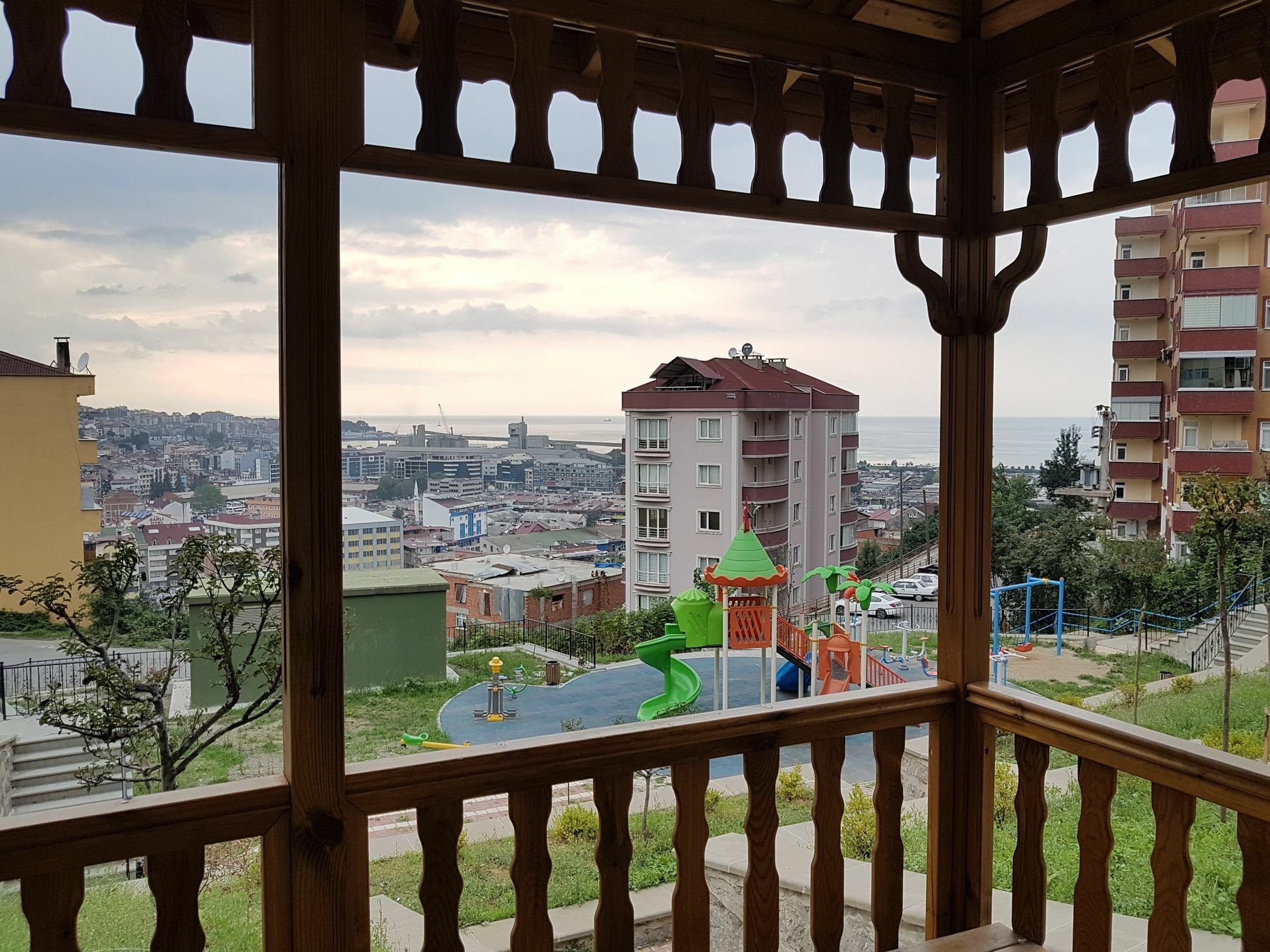 Nuralp Apart Otel - Трабзон Экстерьер фото